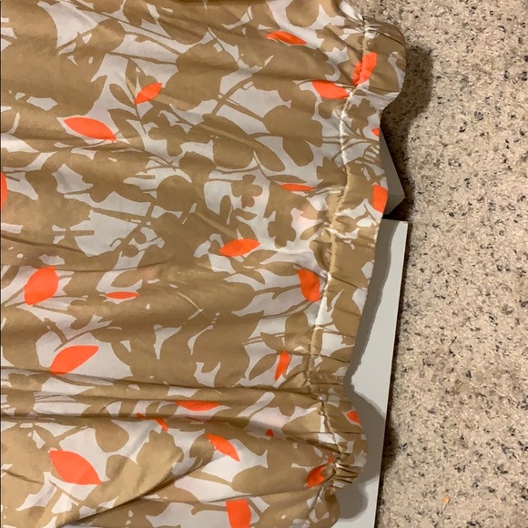 Around the waist blouse - Picture 2 of 2